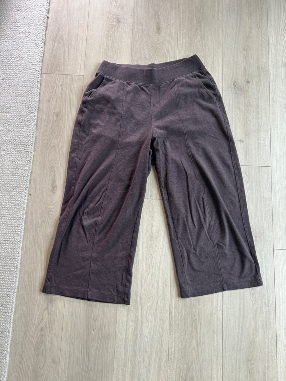 Pact Airplane Pintuck Wideleg pant large - Picture 2 of 4